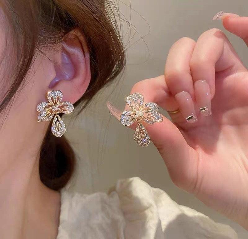 Tear Drop Earrings