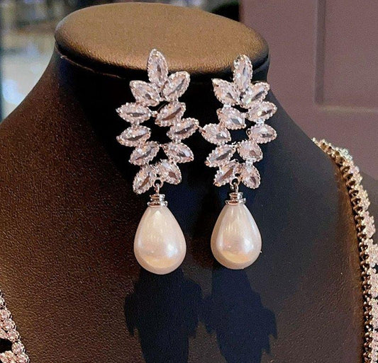 Pearl Drop Earrings