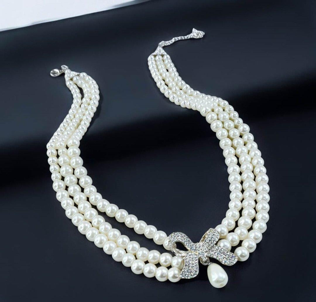 Bow Pearl Mala